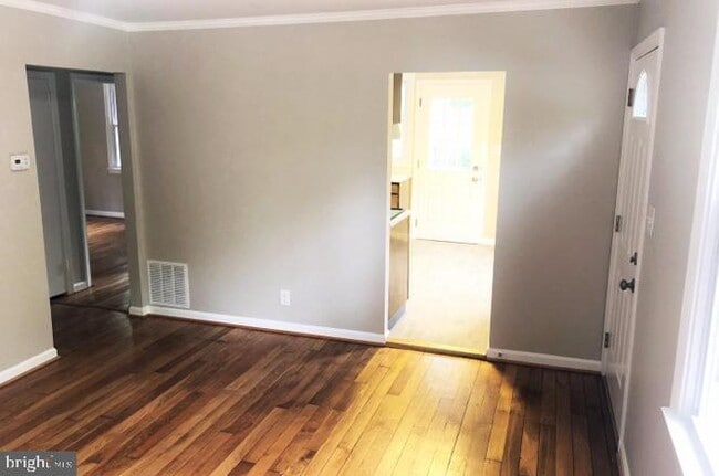 Building Photo - Clendinnen Dr