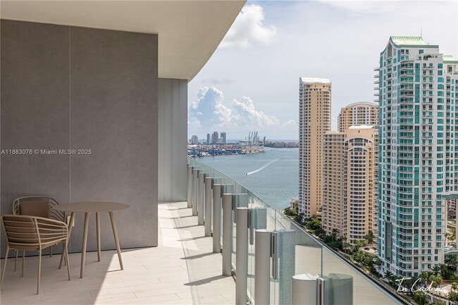 Building Photo - 300 Biscayne Blvd Way