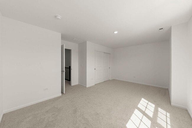 Building Photo - 7705 Nightshade Ln