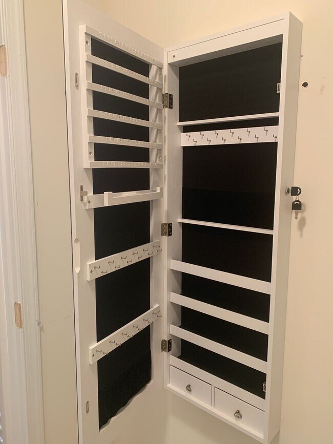 Building Photo - 1 Floor Living! Wheatland Condo 2 Bed 2 Ba...