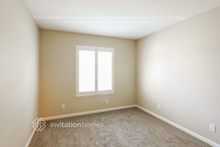 Building Photo - 395 Atlantic Dr