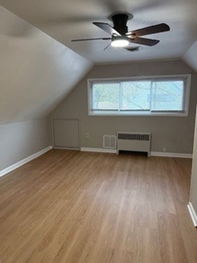 Building Photo - BROMLEY