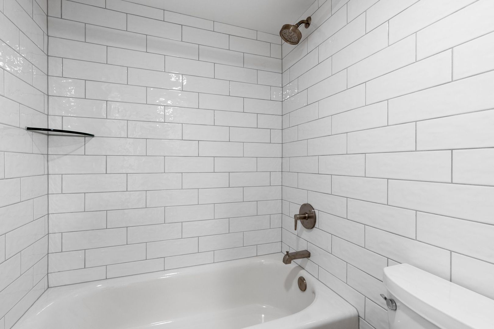 Building Photo - 903 Main St