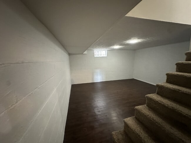 Building Photo - 4893 Nugent Dr