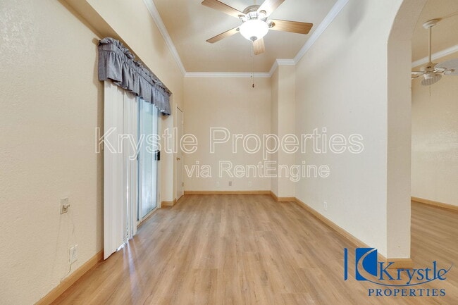 Building Photo - 20 Knoll Dr