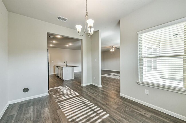 Building Photo - 3556 Terreno Vista Blvd