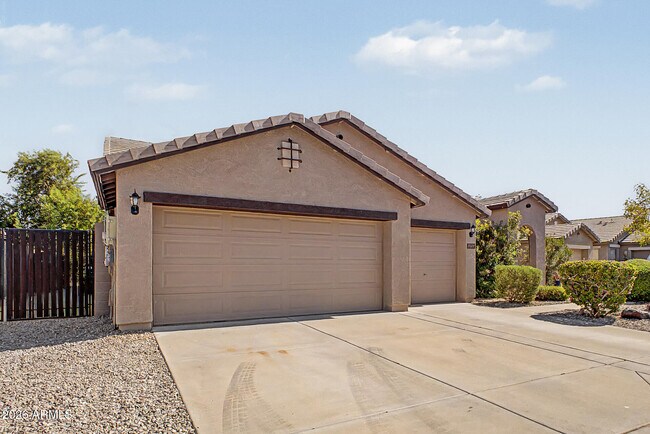 Building Photo - 25537 W Forest Grove Ave