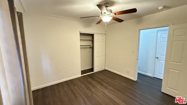 Building Photo - 607 W 47th St