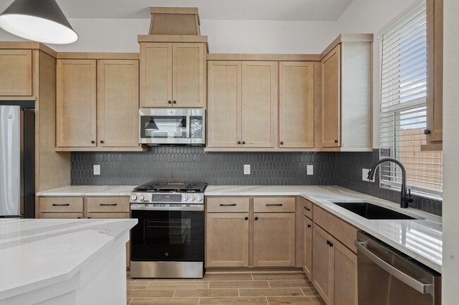 Building Photo - 9450 Autumn Vale Dr