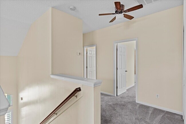 Building Photo - Executive Home For Rent!!!!