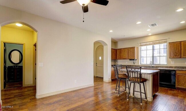 Building Photo - 2347 W Dusty Wren Dr