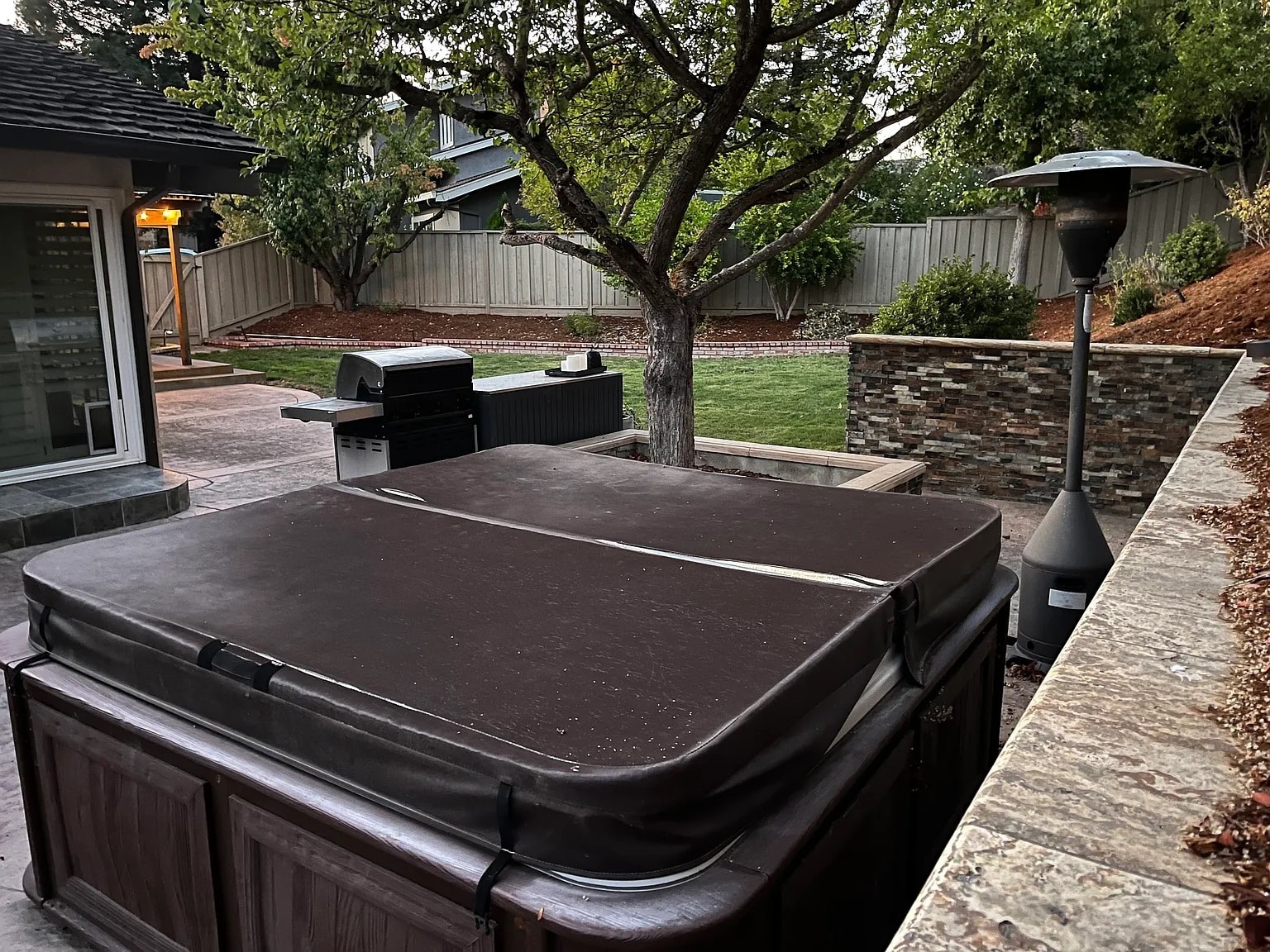 Jacuzzi - 413 La Quinta Ct