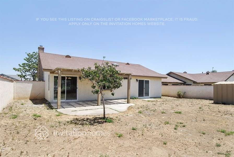 Building Photo - 14545 Sylvester Dr