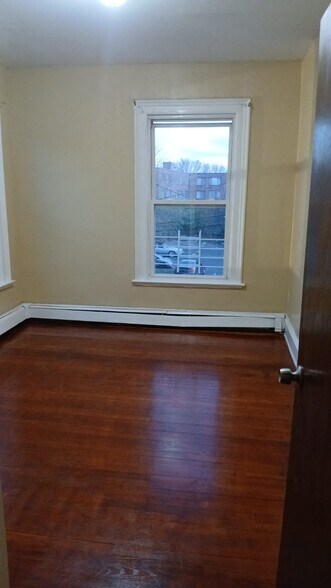Building Photo - 22 Townley St