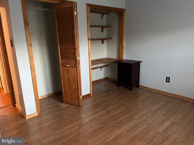 Building Photo - 3105 Trinity Ct