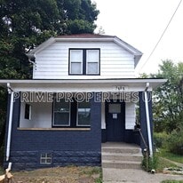 Building Photo - 7808 Lloyd Ave