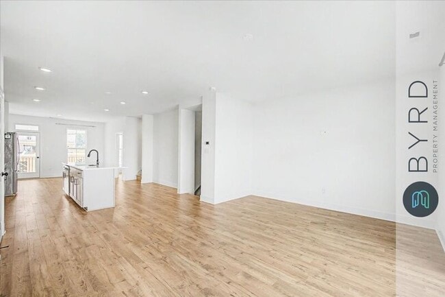 Building Photo - 15326 Oasis Sun Wy
