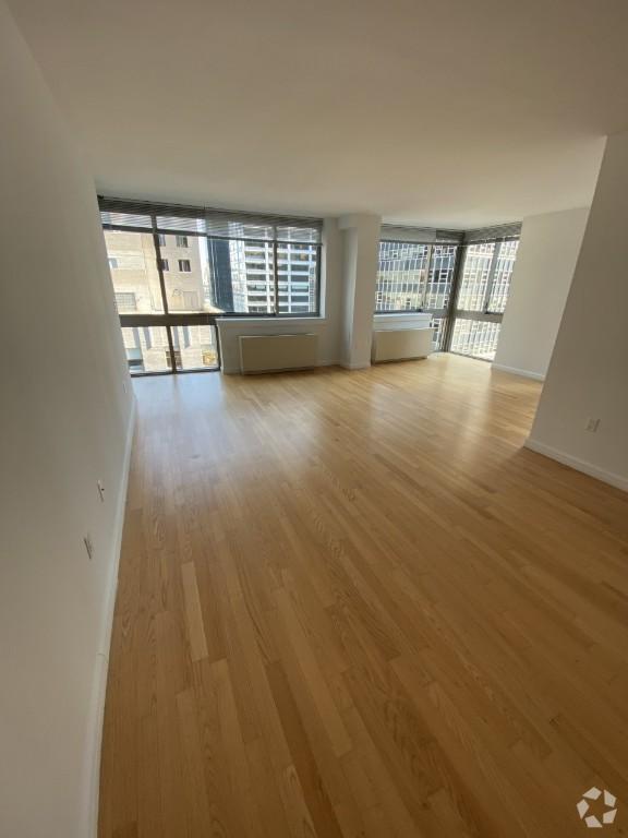 Building Photo - 3 bedroom in New York NY 10038