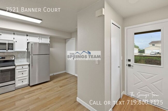 Building Photo - 7521 Banner Ct