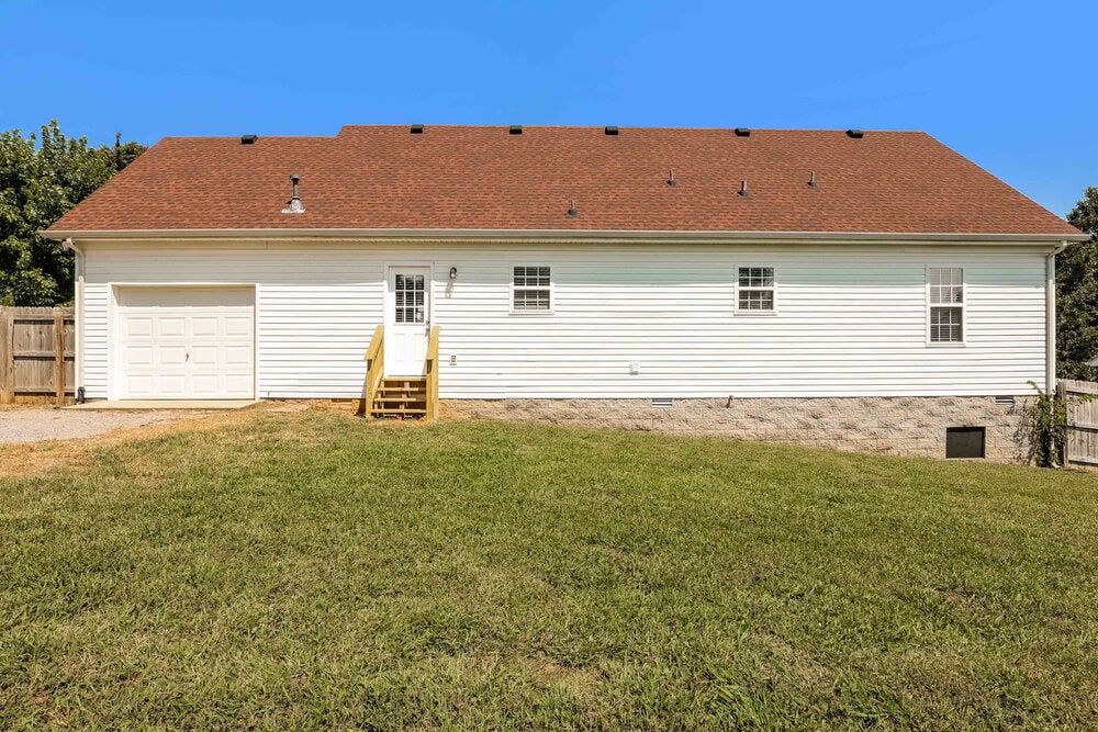 Building Photo - 1106 Gardendale Dr