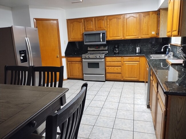 Building Photo - 4315 Genoa Rd