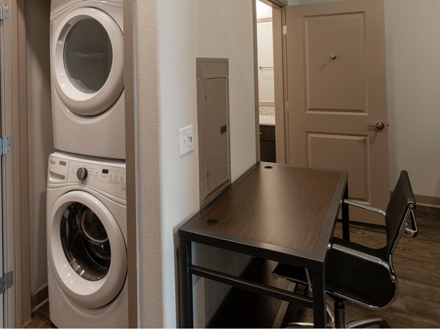 Stellar Studio - Laundry - Northside Apartments