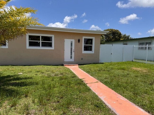 Primary Photo - 26517 SW 138th Ct