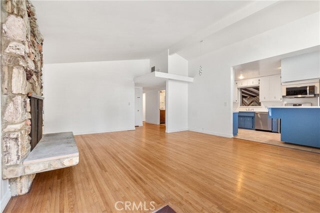 Building Photo - 25046 Feijoa Ave