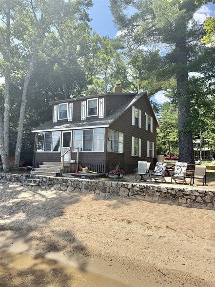 Building Photo - 66 Sebago Rd