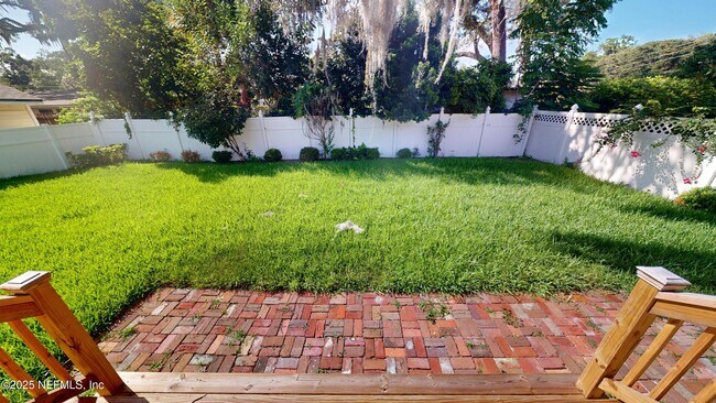 Building Photo - 1455 Riverbirch Ln
