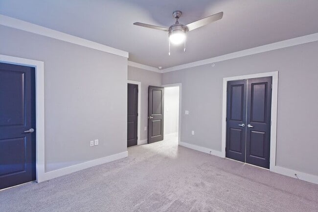Building Photo - 3313 Wynwood Dr