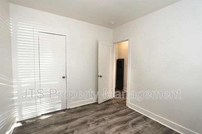 Building Photo - 4702 65th St