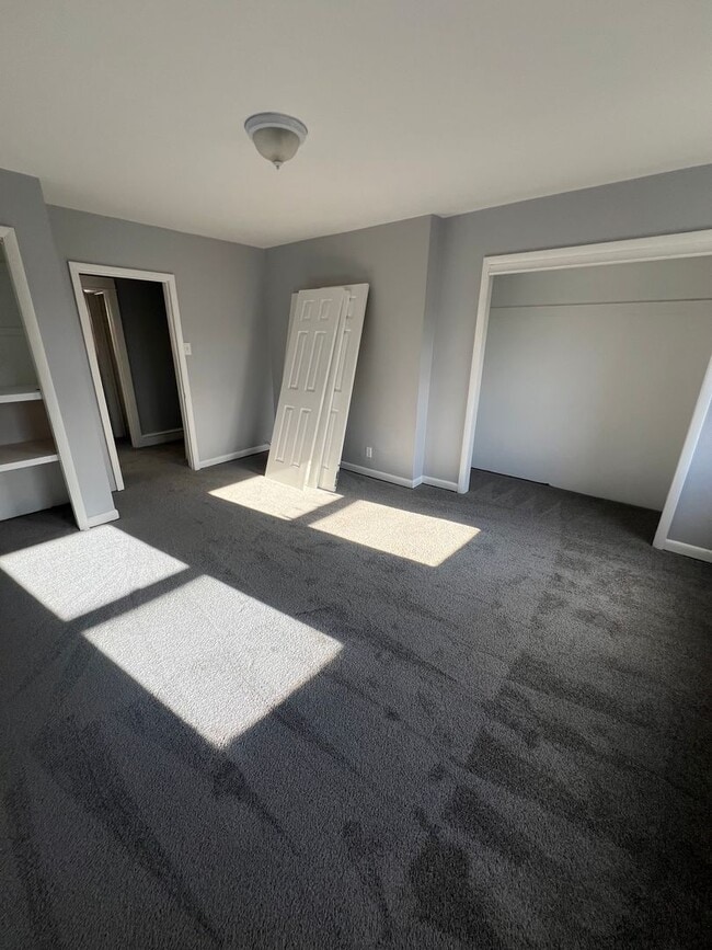 Building Photo - 3-Bedroom House for Rent!