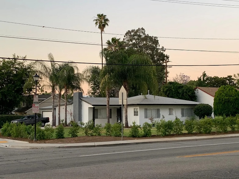 Building Photo - 3629 Arlington Ave