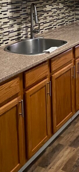 Building Photo - 55 Vine St