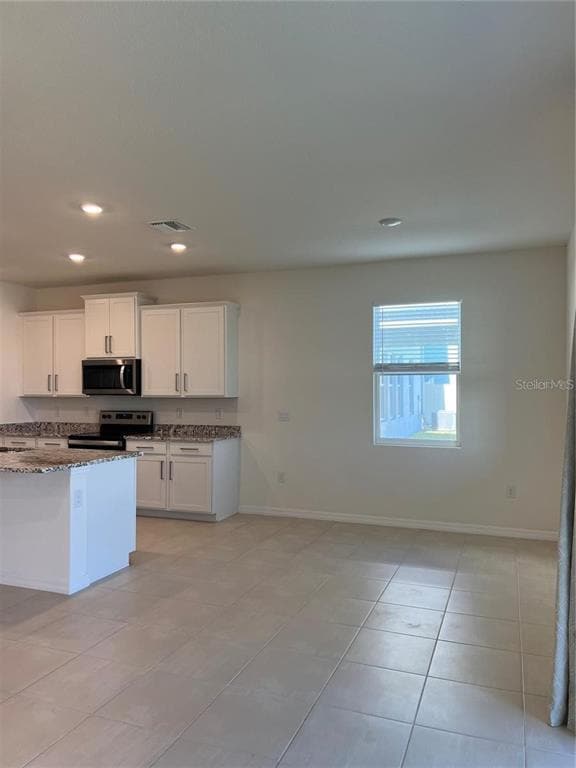 Building Photo - 10828 Charlotte Dr.