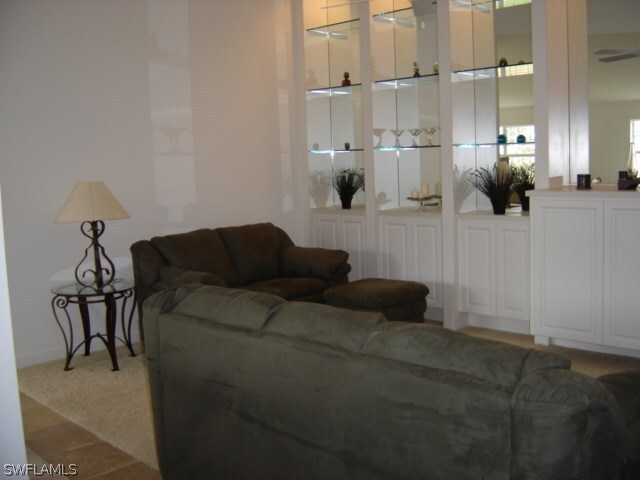 Building Photo - 7450 Emilia Ln