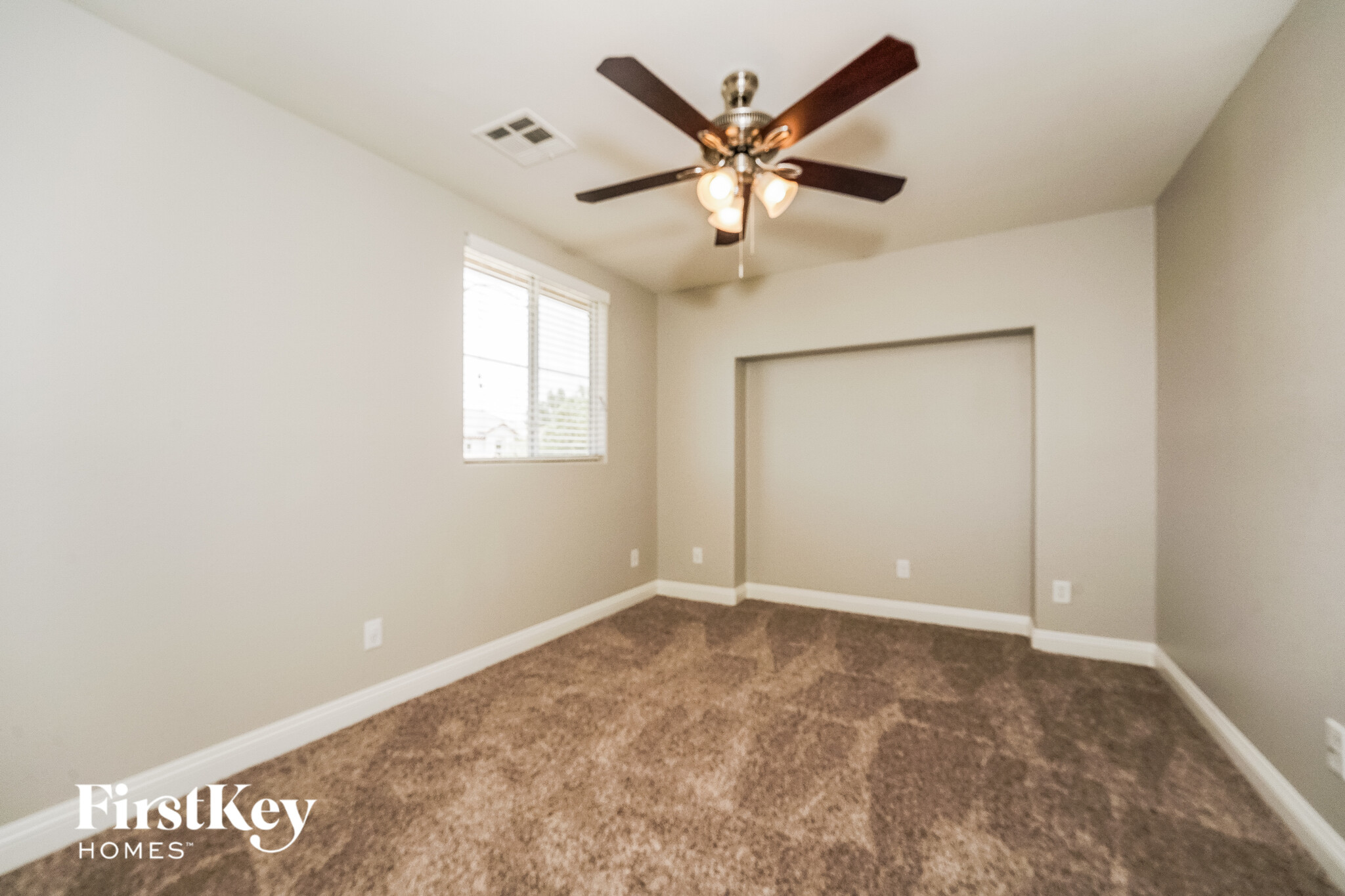 Building Photo - 5520 Latrobe Bluff St