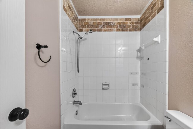 Building Photo - 5118 Cherry Blossom Dr