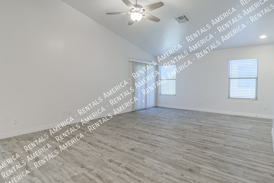 Building Photo - 12532 W St Moritz Ln