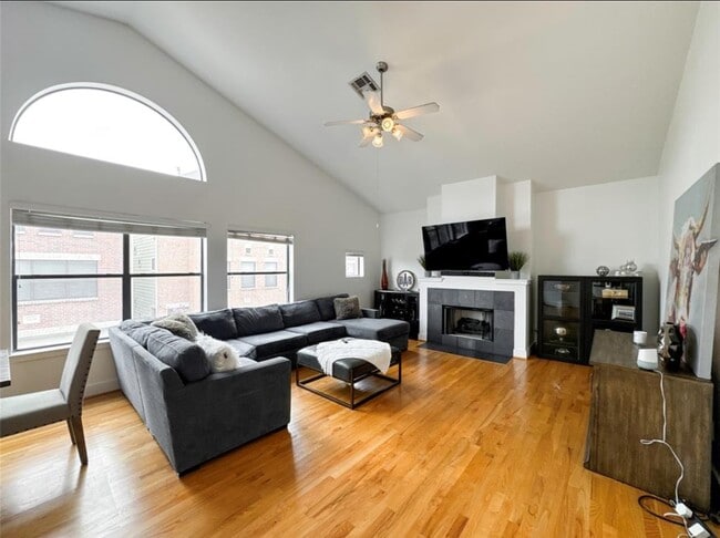 Building Photo - 3433 Rolgom Pl Ct