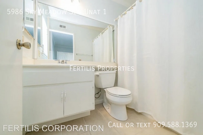 Building Photo - 5986 Sky Meadow St