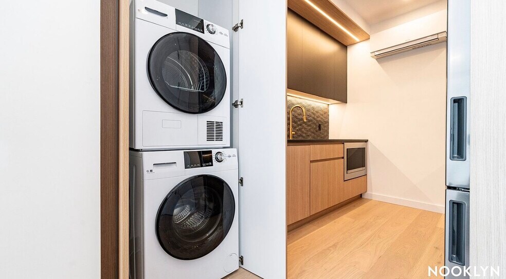 Building Photo - 88 Schermerhorn St