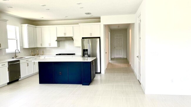 Building Photo - 8433 Beagle Ter