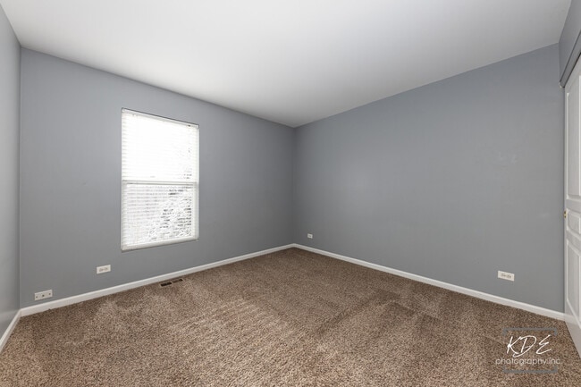 Building Photo - 603 Conservatory Ln