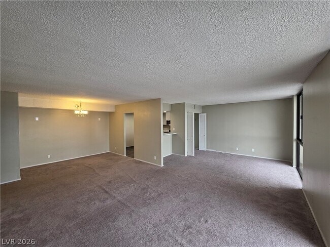 Building Photo - 3930 University Center Dr