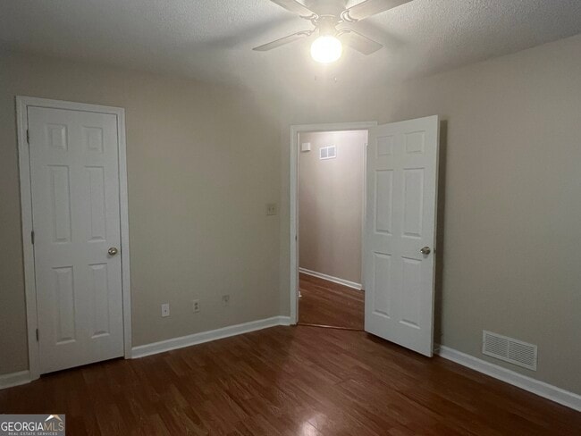 Building Photo - 217 Briarpatch Ct