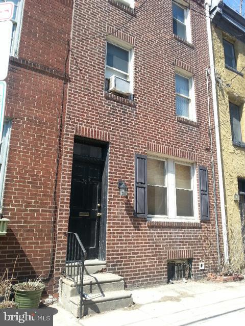 Building Photo - 424 S 20th St