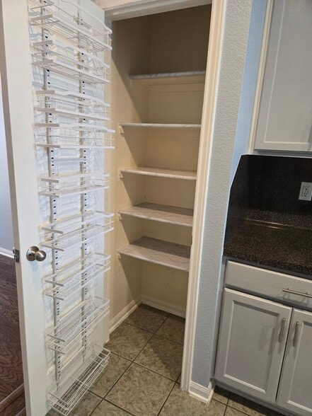 Kitchen pantry - 1803 Baranco Way