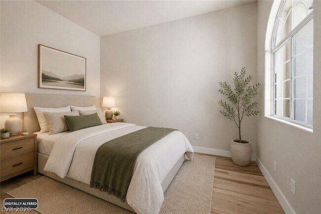 Building Photo - 315 Seine Way